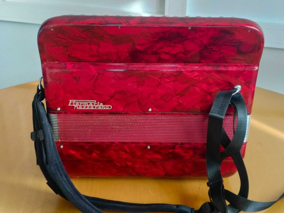 Acordeão Crucianelli Piermaria