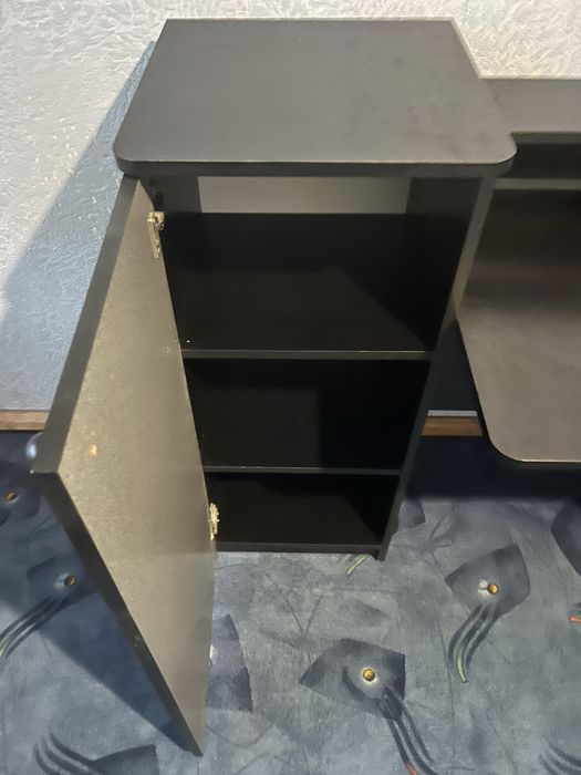 Продам стол письменный