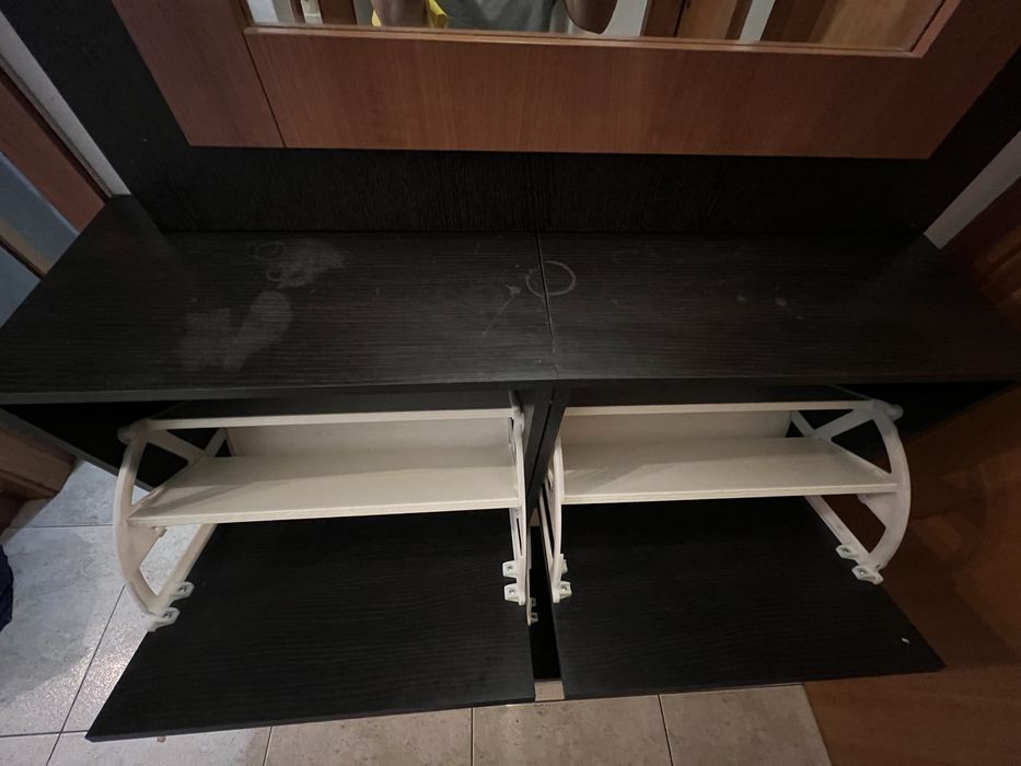 Sapateira com espelho