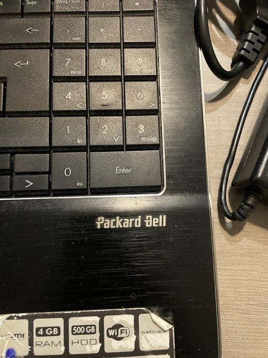 Portatil plackard bell