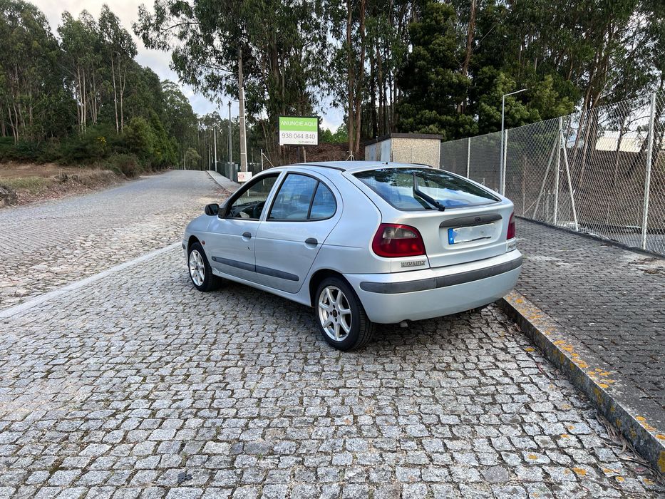 Renault Mégane 1.9 DTI — Comercial 2 Lugares