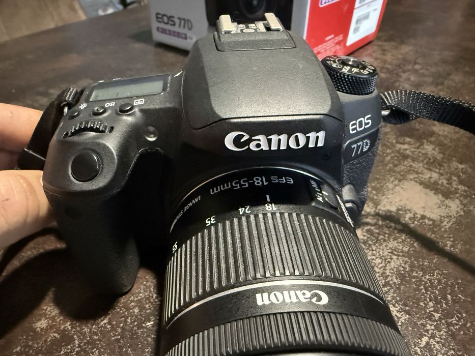 Canon EOS 77d kit is (18-55)