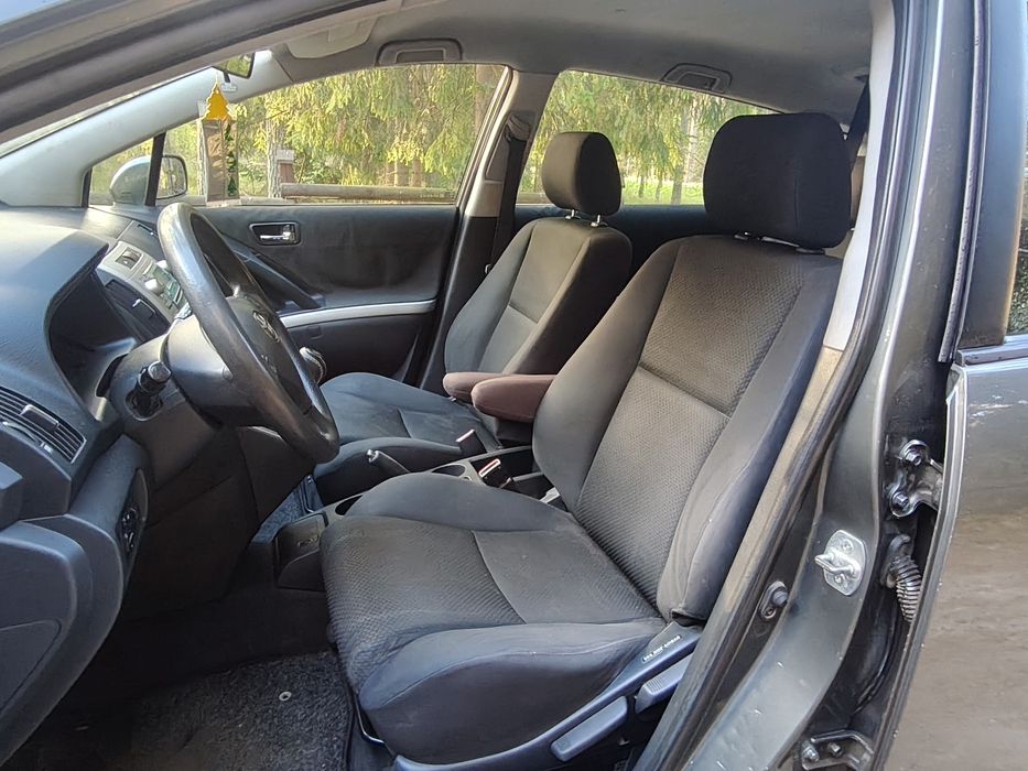 Toyota Corolla Verso • 2.0D4D • Hak • Klima