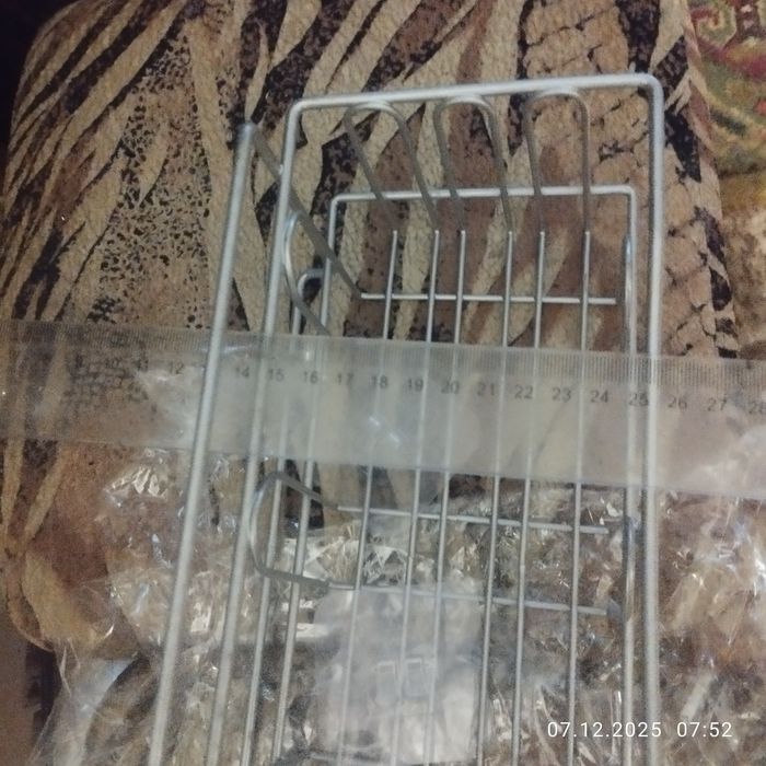 Подставки:для чашек,мочалок,мыла