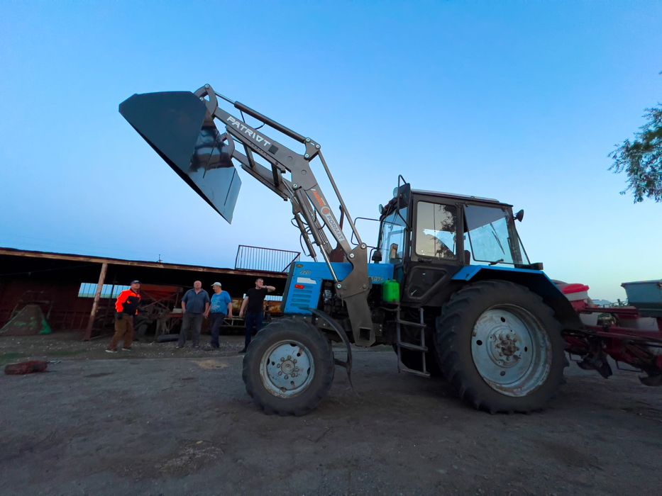 Навісний знімний Погрузчик КУН на МТЗ ЮМЗ з ковшем 1 м3 (Новий) Завод