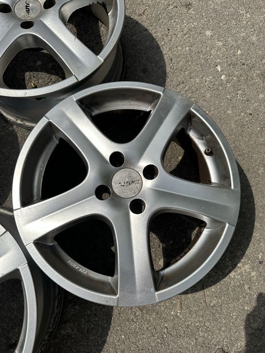 Диски r16 4x100 et40 j6,5 dia60,1 Renault Megane Scenic Dacia Logan Stepway