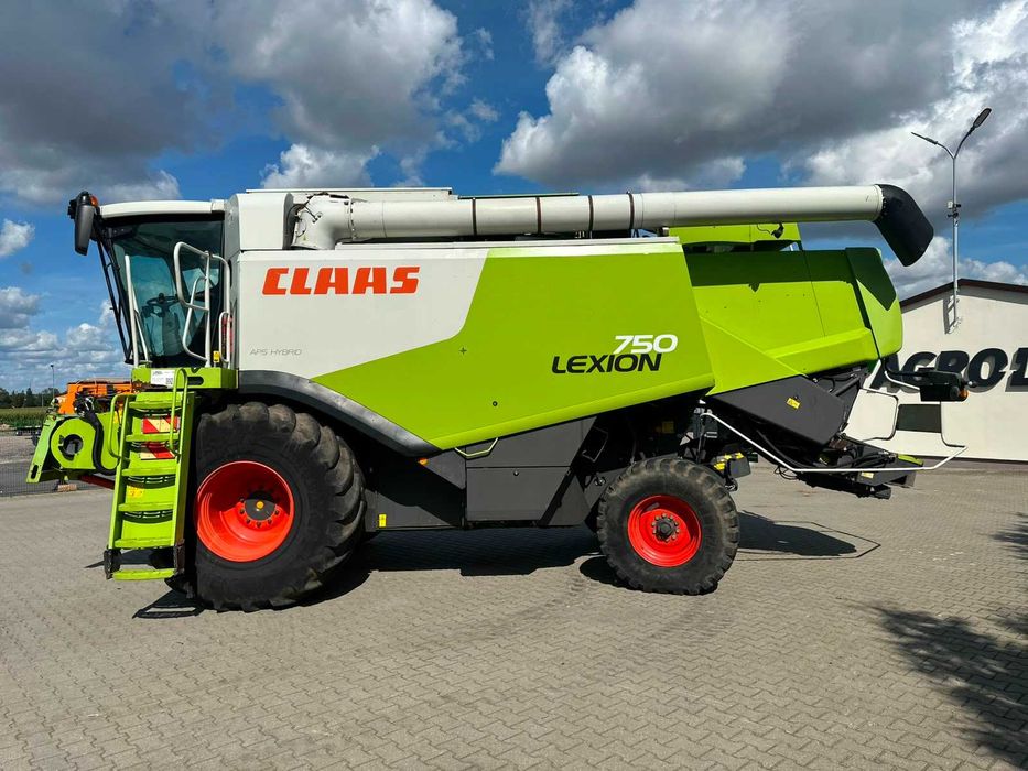 Kombajn zbożowy CLAAS LEXION 750 z VARIO 750 Laser Pilot
