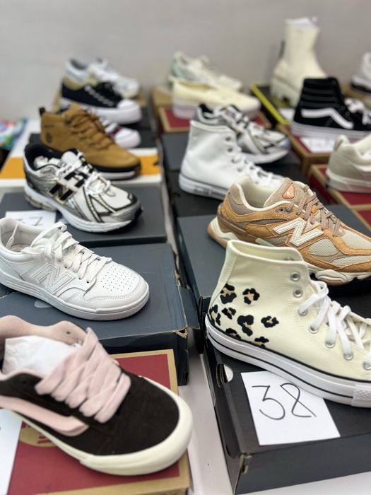 Кросівки adidas, asics, vans, new balance, convers, lacoste