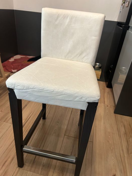 Krzesła barowe Ikea