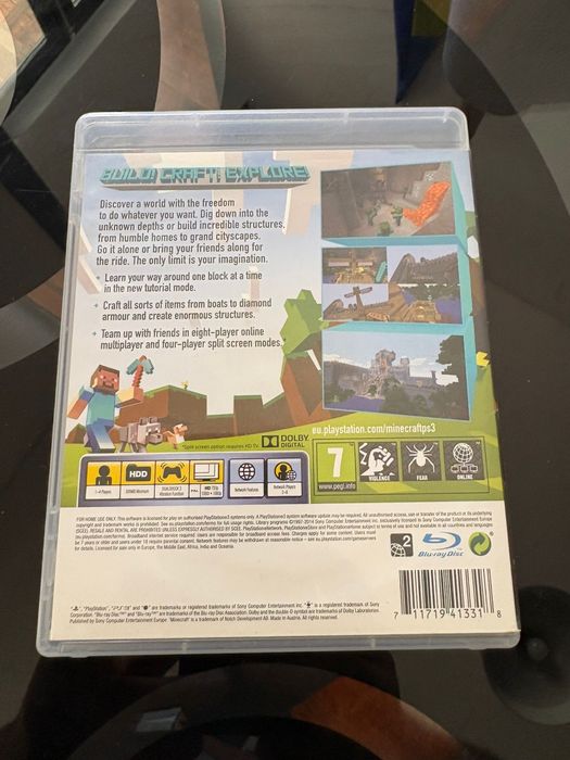 PS3 Super Slim 500GB + 2 Comandos Originais + 4 Jogos + Livros Minecraft