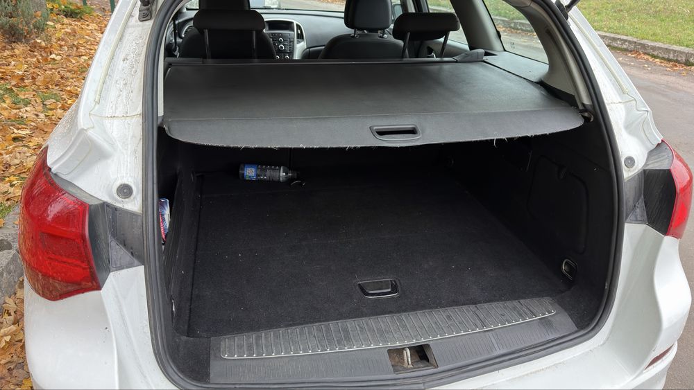 Opel Astra J 1.3диз