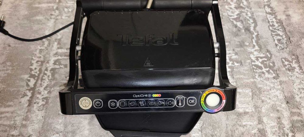 Гриль-барбекю электрический Tefal OptiGrill +