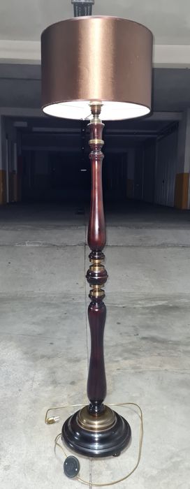 Abajour Candeeiro de pé. Vendo/Troco