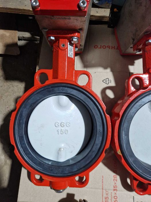 Засувка задвижка з пневмоприводом Ду 150