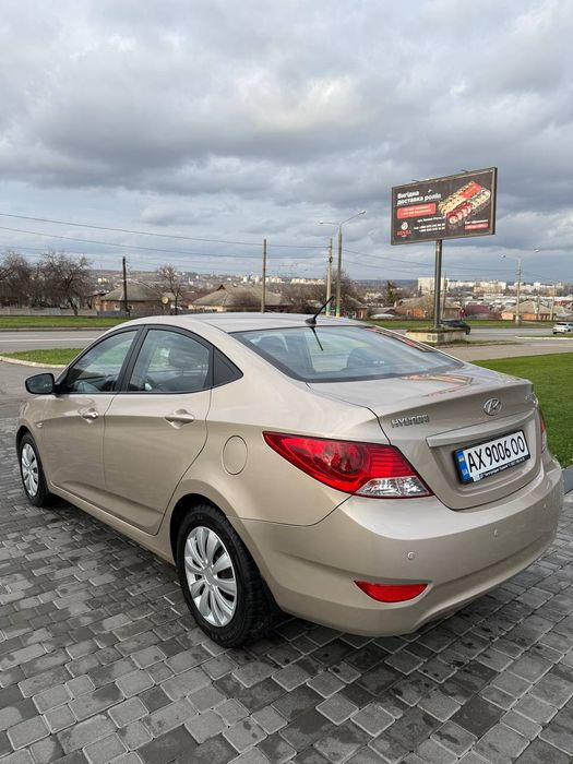 Оренда Hyundai Accent (газ/бензин)