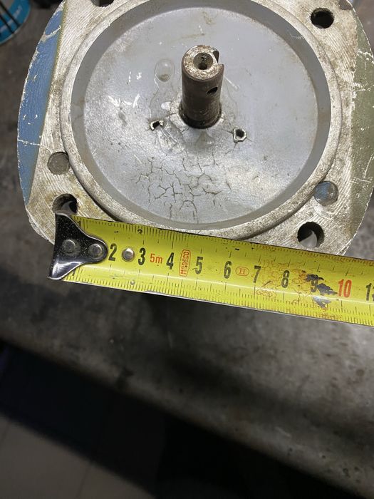 Єл.двигун 250 Вт 1380 об/хв