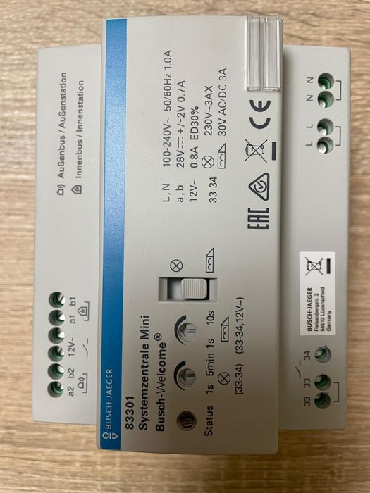 Wideodomofon BUSCH - JAEGER 83222 +Centralka 83301