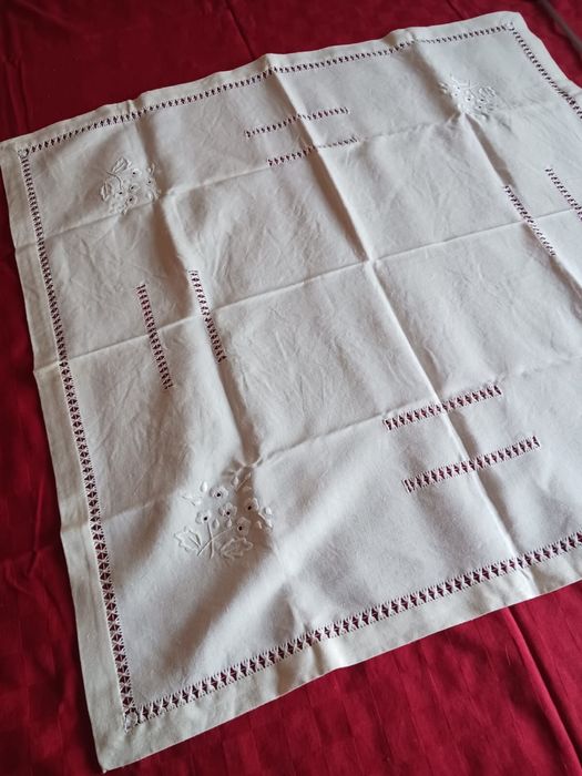 Toalha de Mesa em Linho
