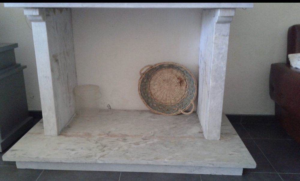 Chaminé em Mármore para Recuperador