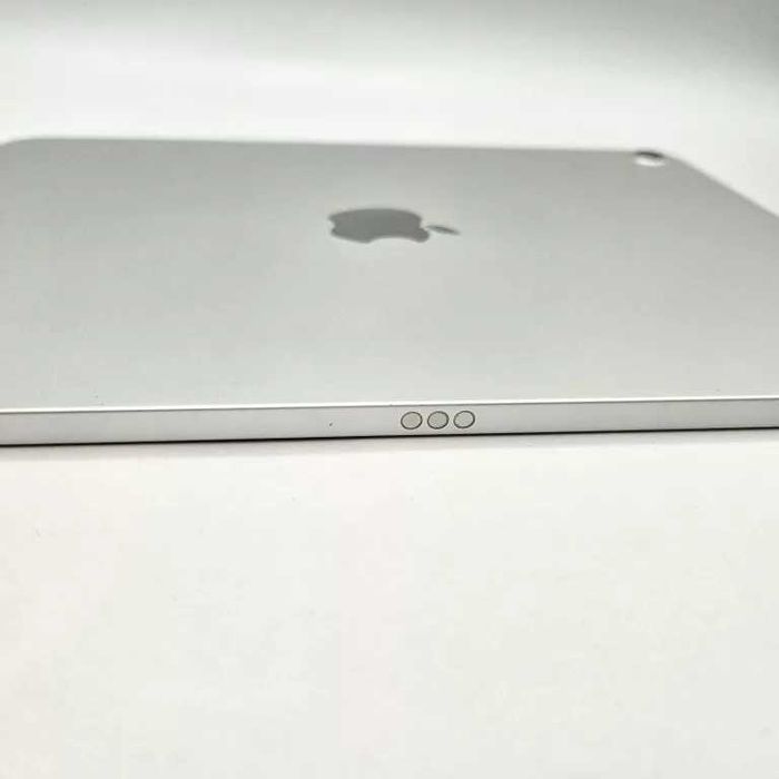 Tablet Ipad 11gen. MD3Y4HC/A 128GB 100%