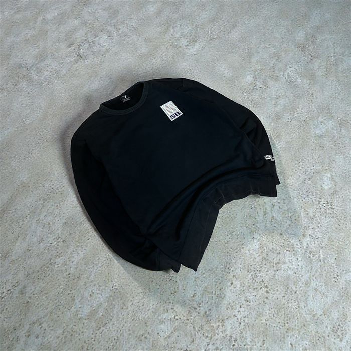 Camisola nike SB Preta