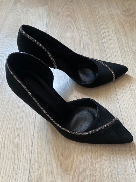 Каблуки елегантні чорні