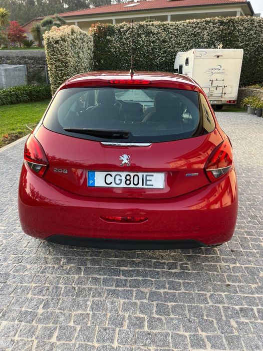 Peugeot 208 1.2 PureTech -78.000 km - Económico e Fiável
