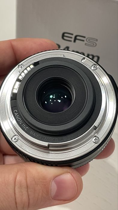 Обьектив идеал Canon EF-S 24 mm f/2.8 STM