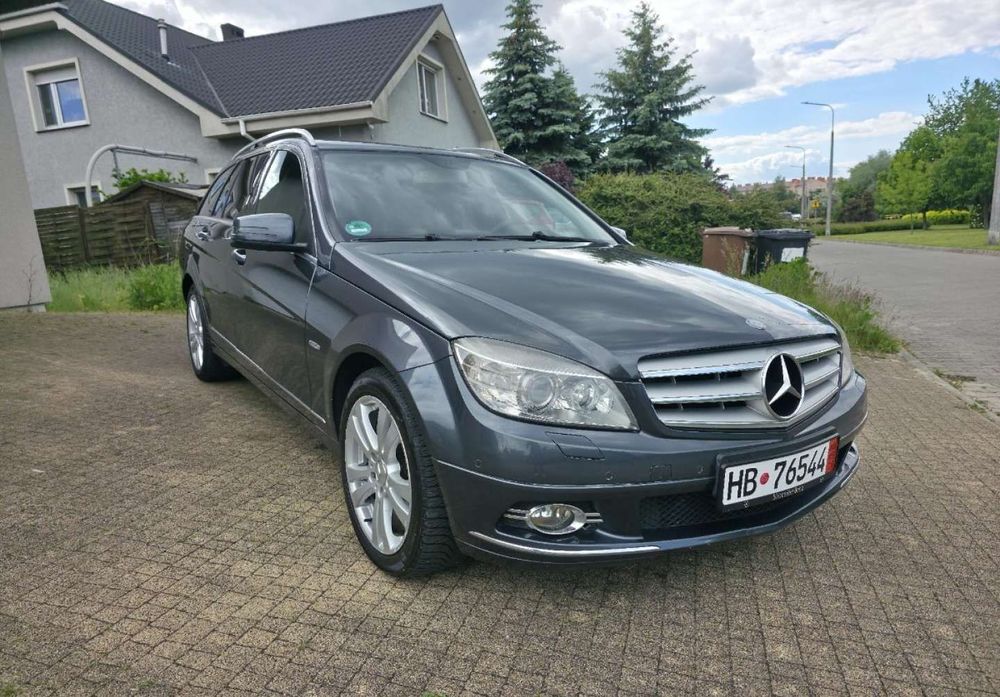 Mercedes-Benz Klasa C Mercedes W204 1.6 156km Automat Duża Navi Climatrnic Xseno Tempomat !