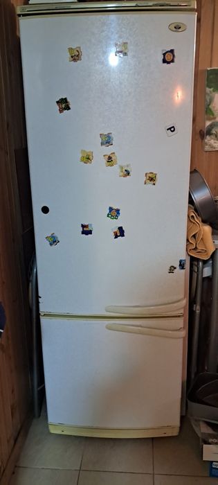 Продам холодильник Атлант