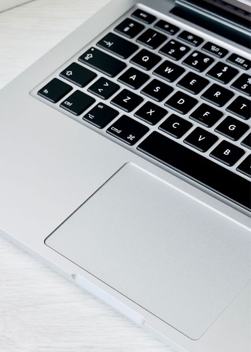 MacBook Pro 13", Late 2015 – Excellent Condition64752348165121123