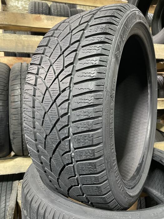 Комплект шин DUNLOP 215/40 R17 резина Р17