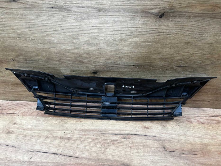 Grill atrapa zderzaka Renault Laguna 3