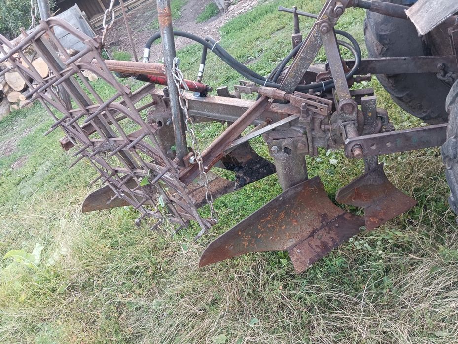 Продам трактор Т-40АМ з плугом