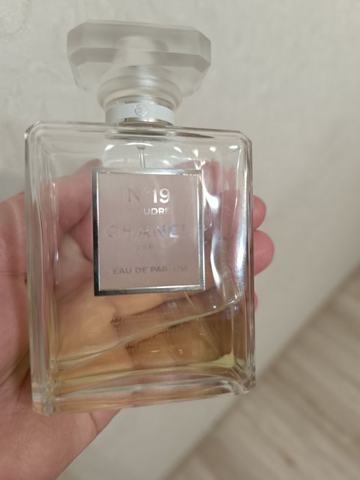 Chanel 19 Poudre edp залишок з 100 мл