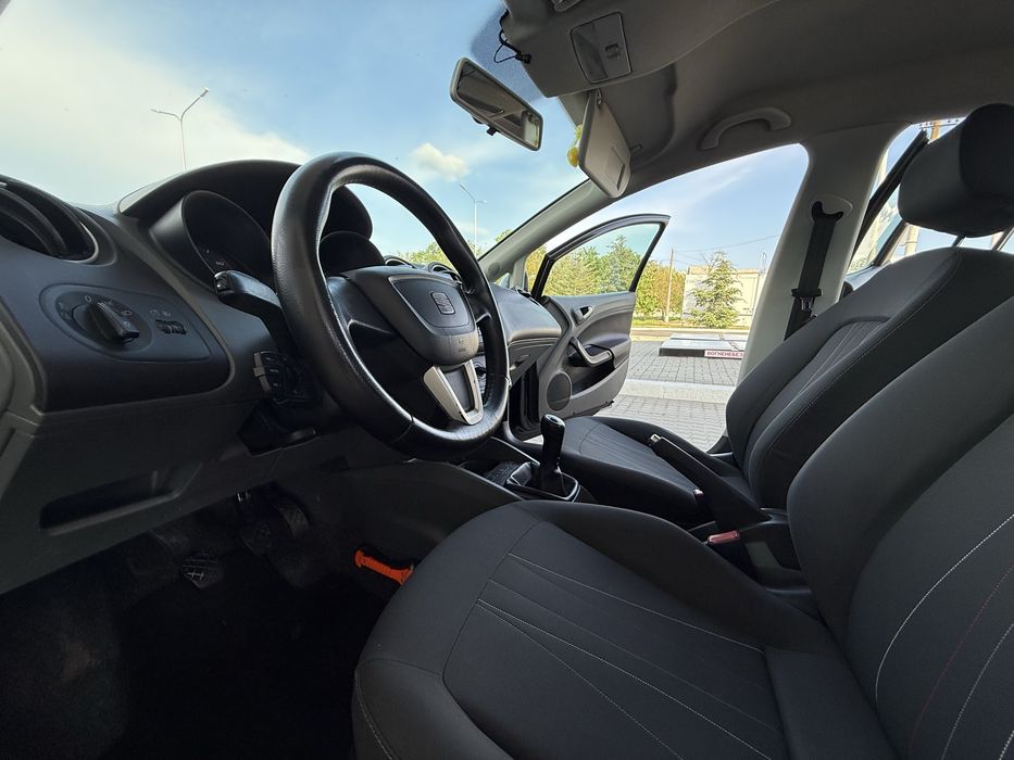 SEAT Ibiza 2011г 1.2 дизель