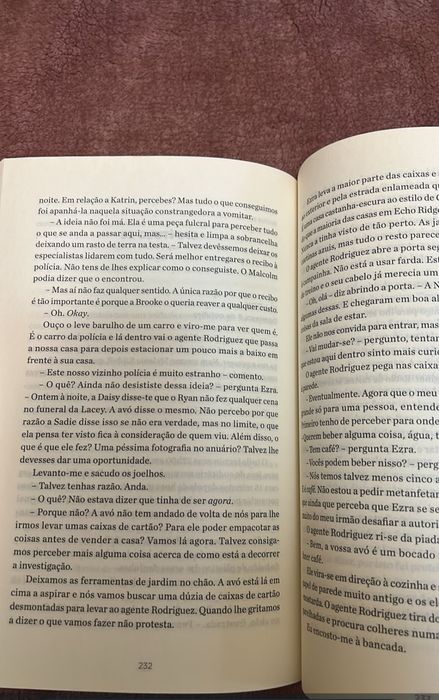 Livro "Dois guardam um segredo"