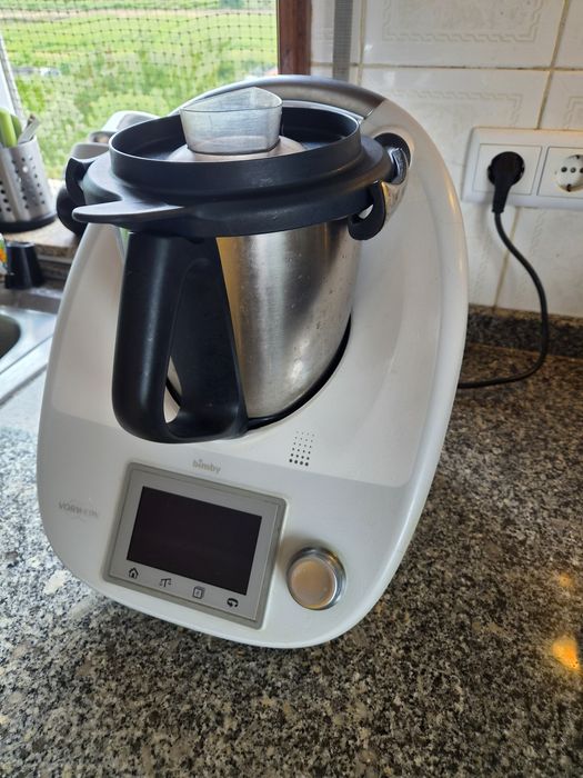 Bimby TM5 com cook-key e vários acessórios
