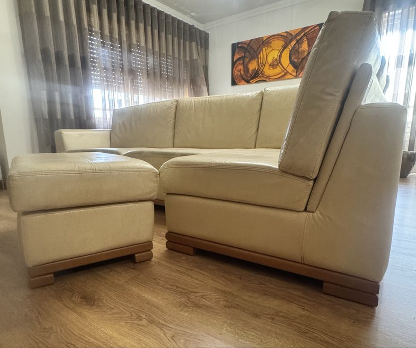 Sofá X-Long em Pele