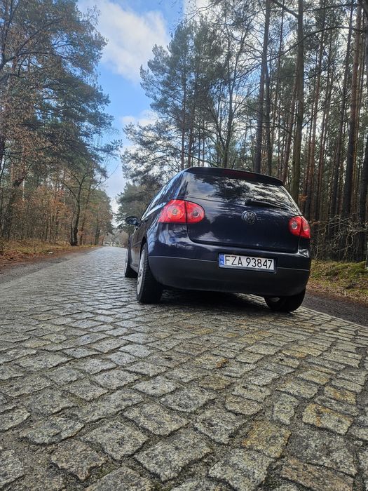 Volkswagen Golf 5 1.6