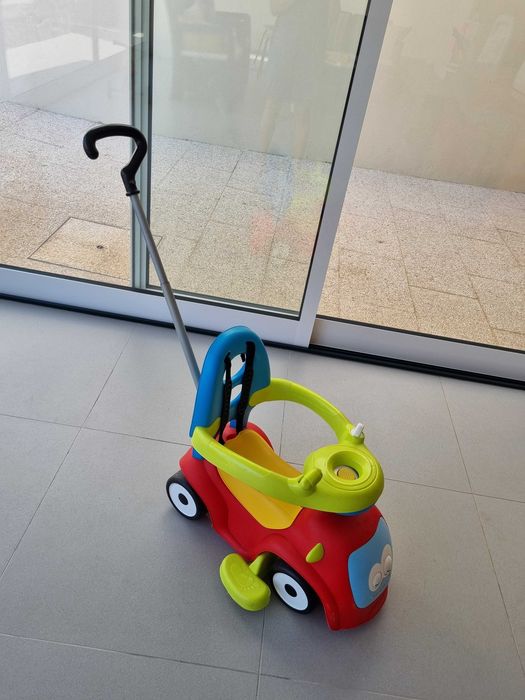 Carrinho brinquedo para bebé