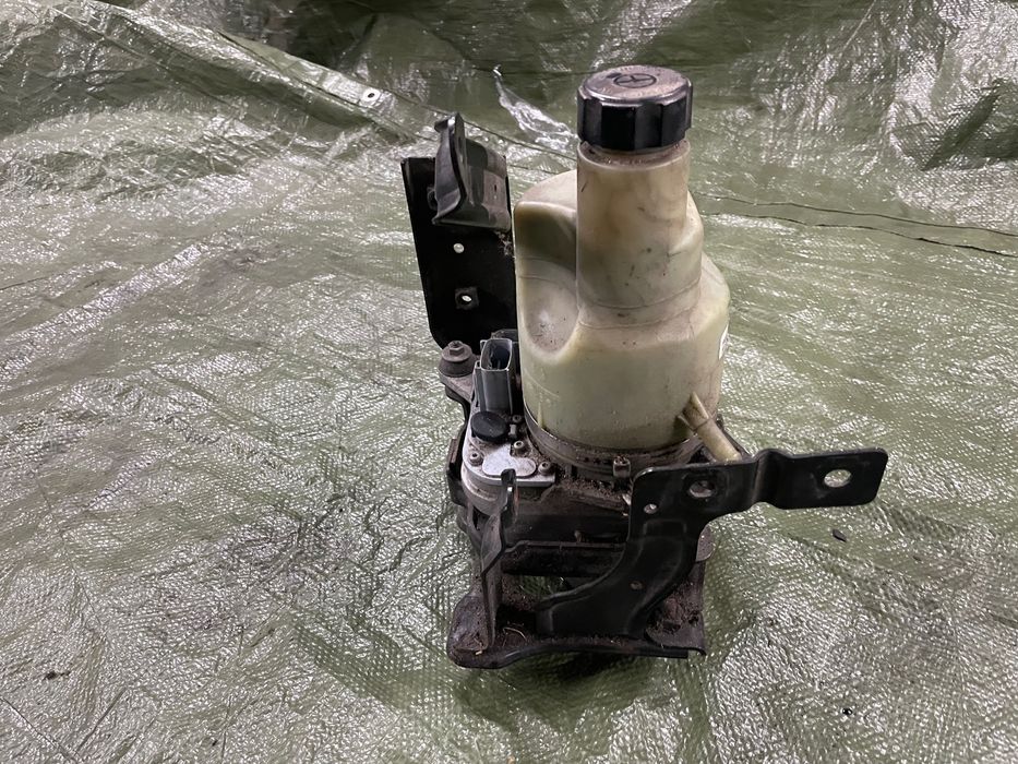 Pompa wspomagania Volvo V50 S40 II