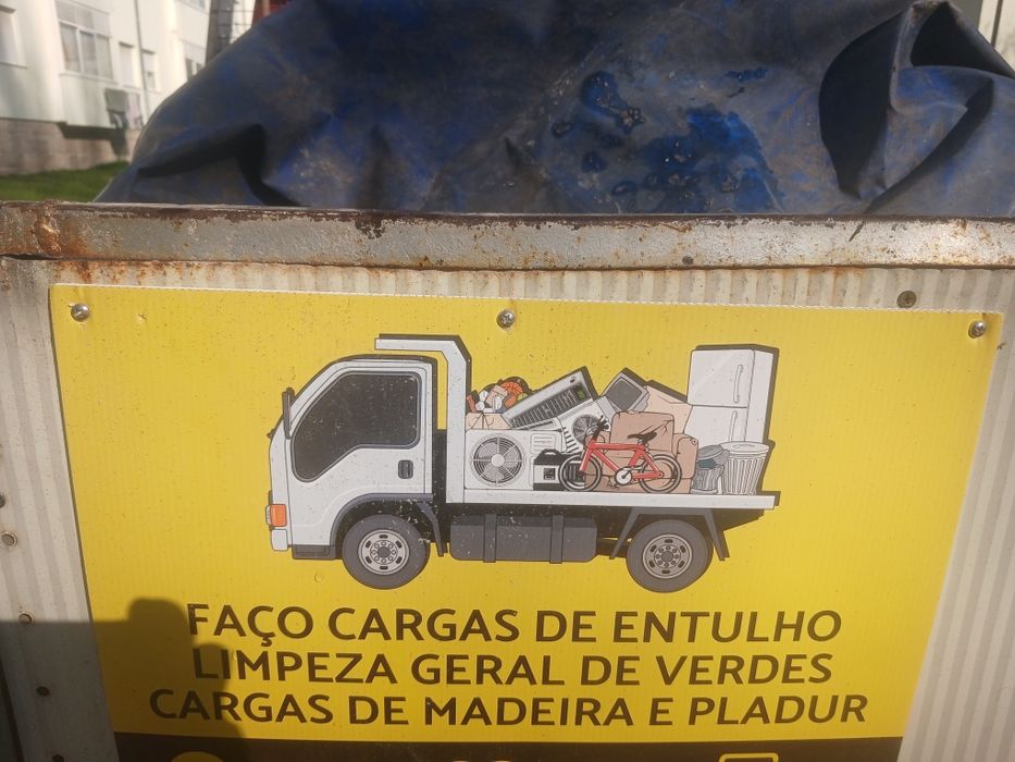 Entulho limpeza terrenos