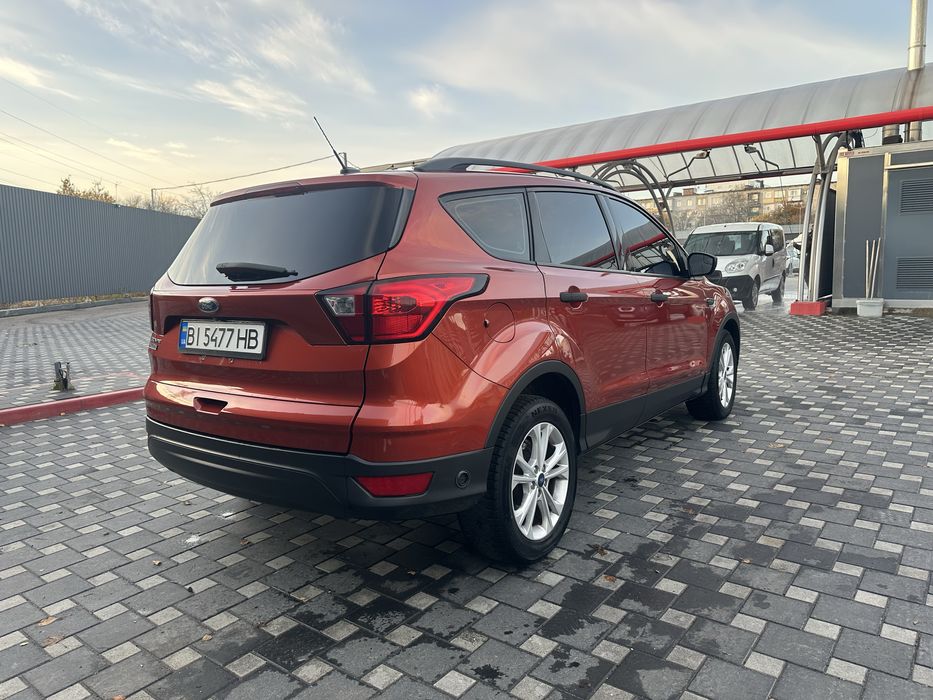Ford Escape 2019 • 115 тис. км • Один власник в Україні