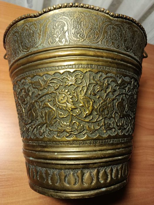 Декоративное ведро ведерко Индия латунь ручная чеканка