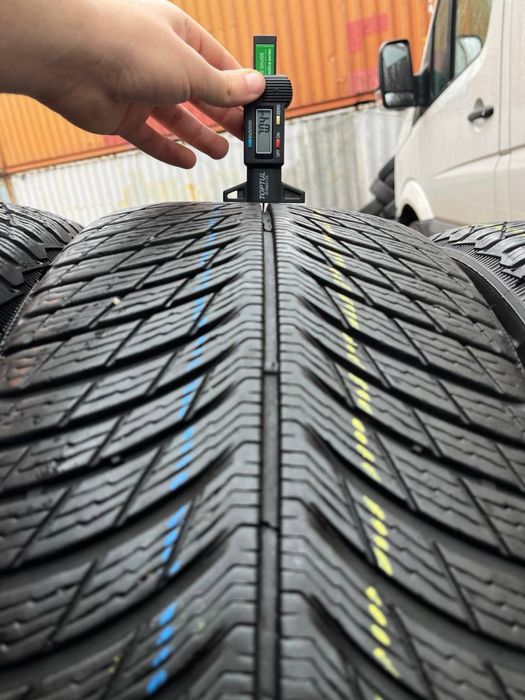 Шины бу 255 40 235 45 R 20 Michelin pilot alpin 5 разноширокий зима