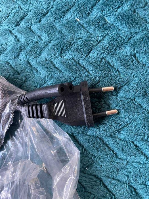 Kabel zasilający ósemka do laptopa TV kons Z0098