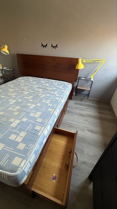 Cama de casal 160x190 com colchão