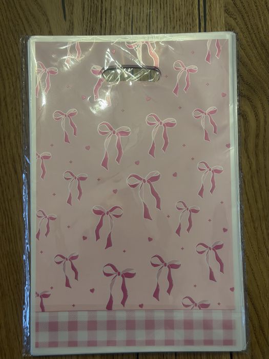 Подарункові пакетики, пакетики в садок , пакети для солодощів .