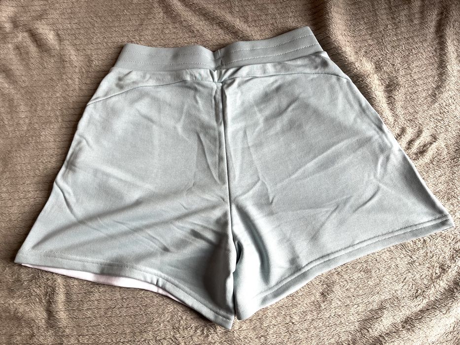 Шорти жіночі Puma POWER Shorts розмір M